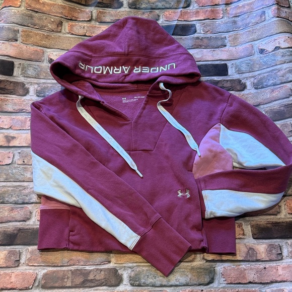 Under Armour Tops - Cropped Under Armour Hoodie size XS